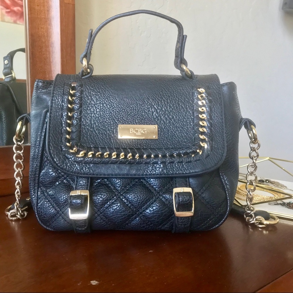 BCBG BCBGMAXAZRIA PURSE BLACK CLASSY SHOULDER BAG